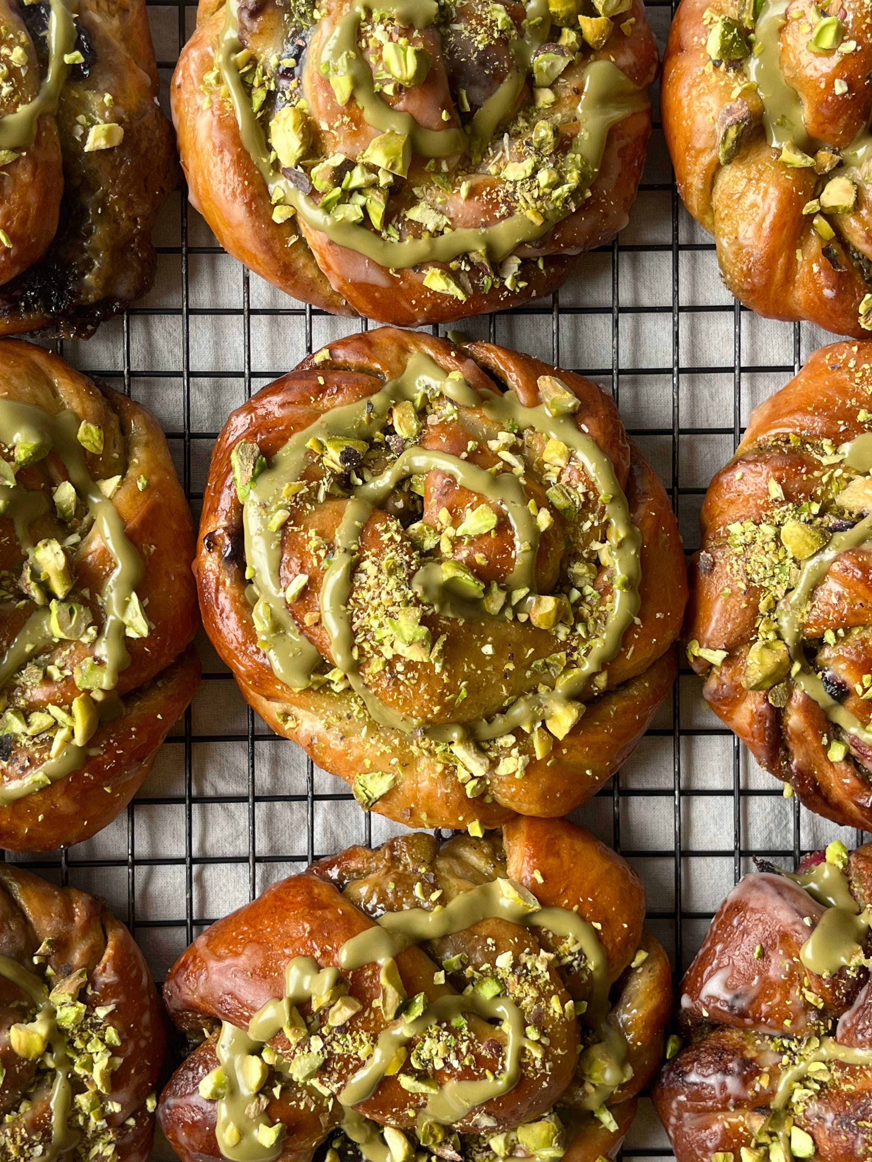 Pistachio Butter Bun